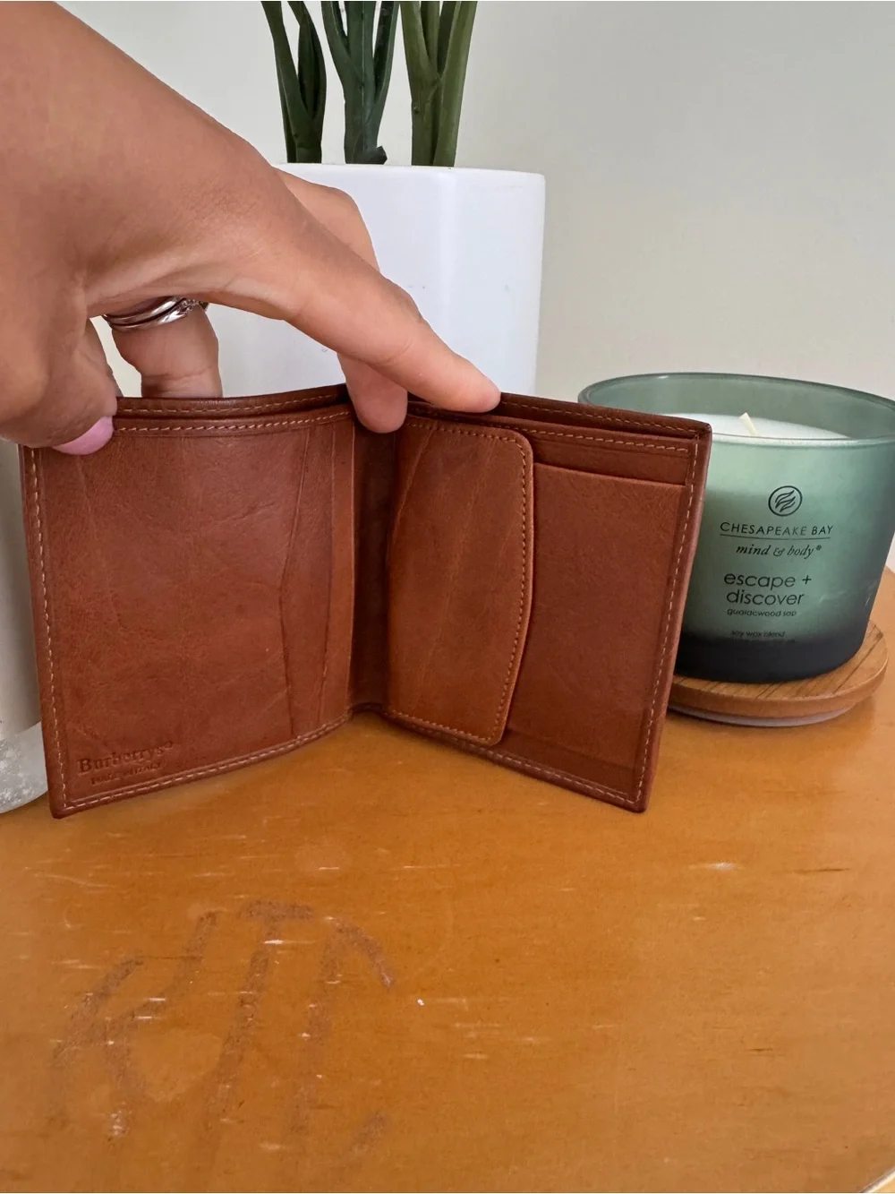Burberry men’s leather bifold